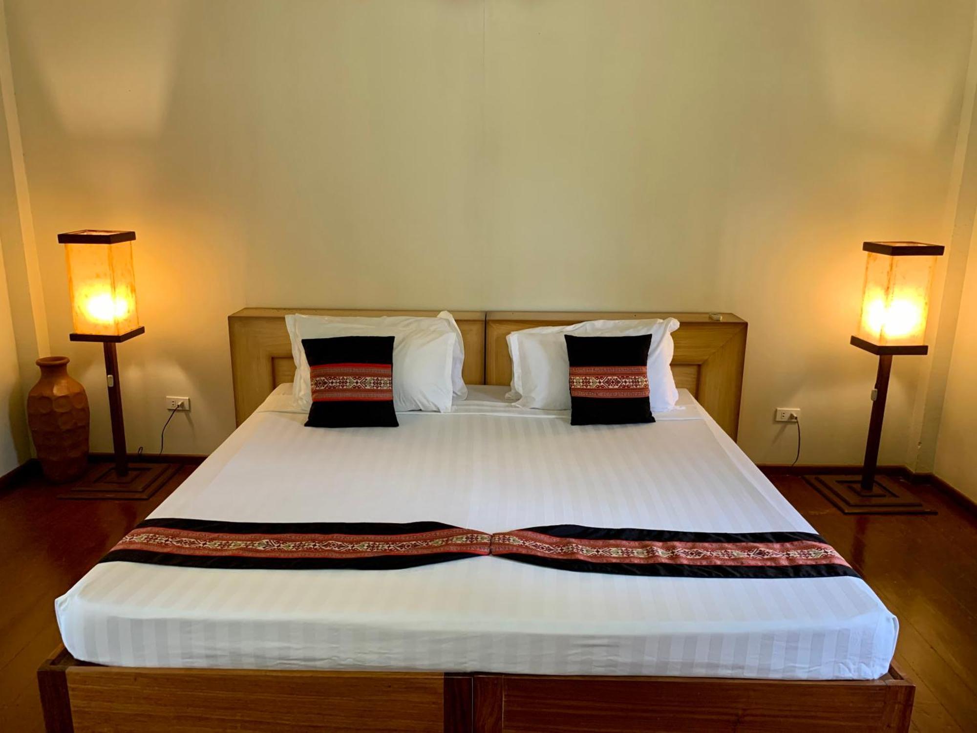 Grand View 4* Coron